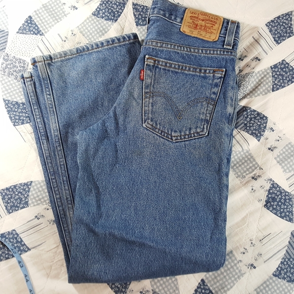 Levi jeans 550 W27 sz14 regular relaxed fit - Picture 7 of 7